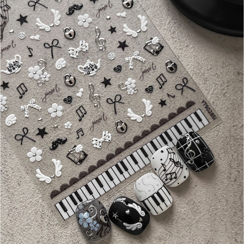 黒白ピアノノートネイルステッカーレトロ音楽スタイル甘くてクー - Musical Instrument Painting のレビューと価格